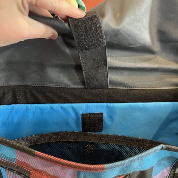 NEW OGIO Tactic 13 Messenger - Blockade Crossbody Laptop - Picture 12 of 16